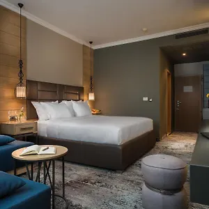 4* Hotel Western Expo